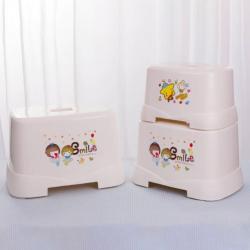 四季方凳（?。?/></a></div>
<div   id=